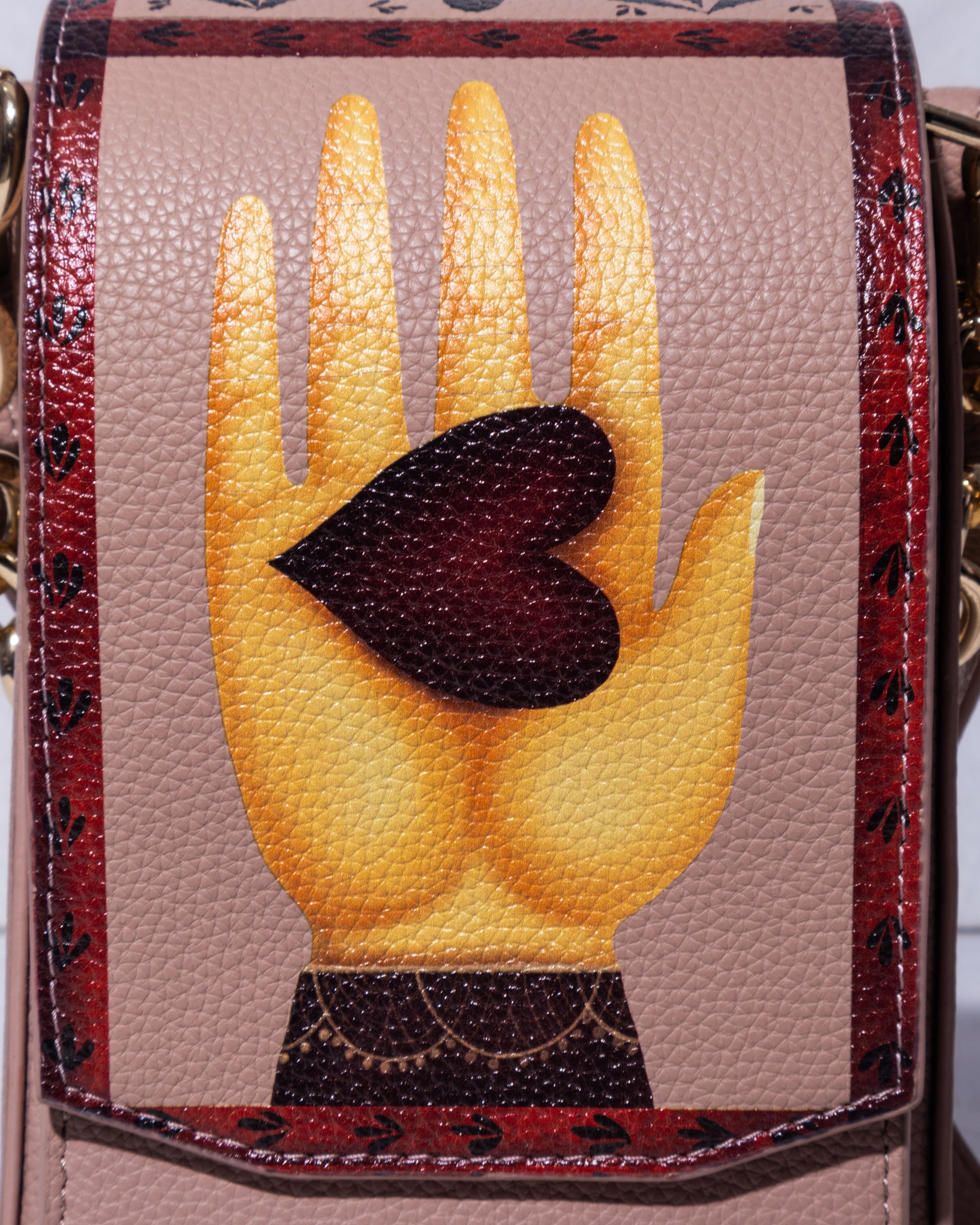 The Spasta Telephone Sling Bag