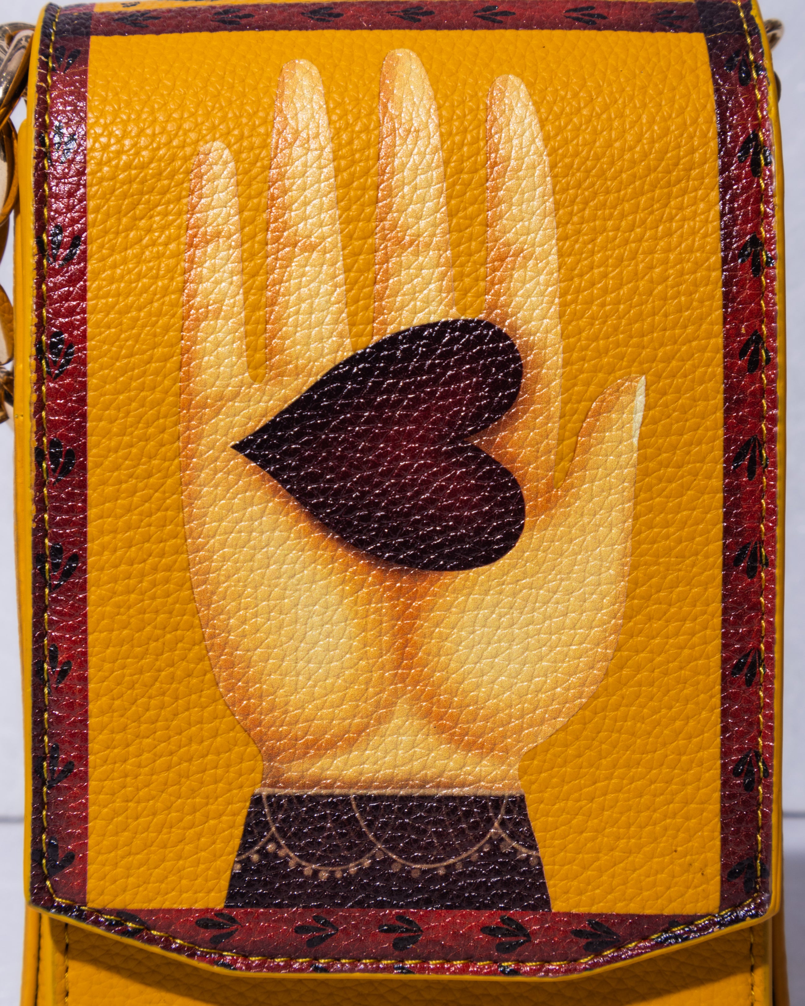 The Spasta Telephone Sling Bag