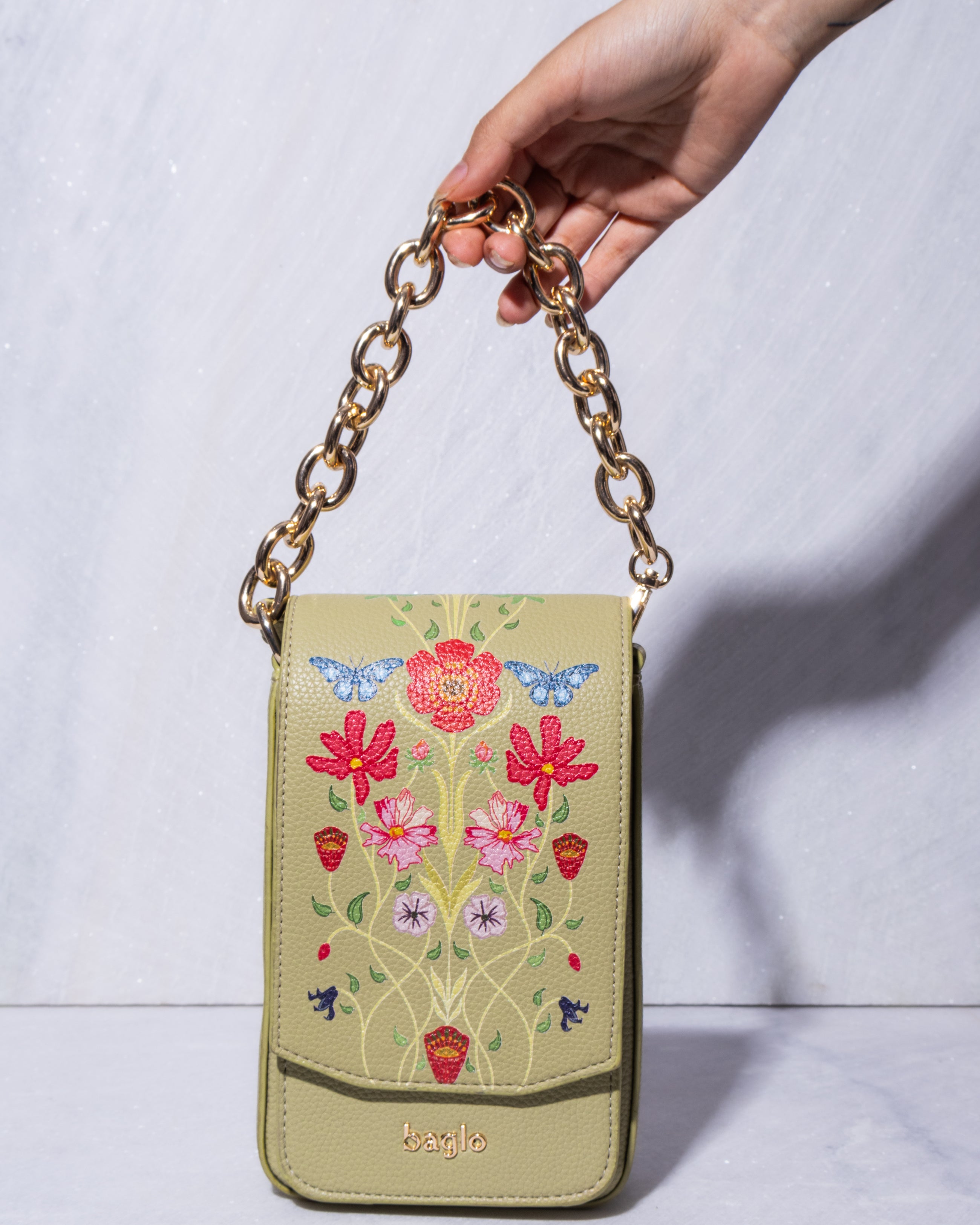 The Vasanta Telephone Sling Bag