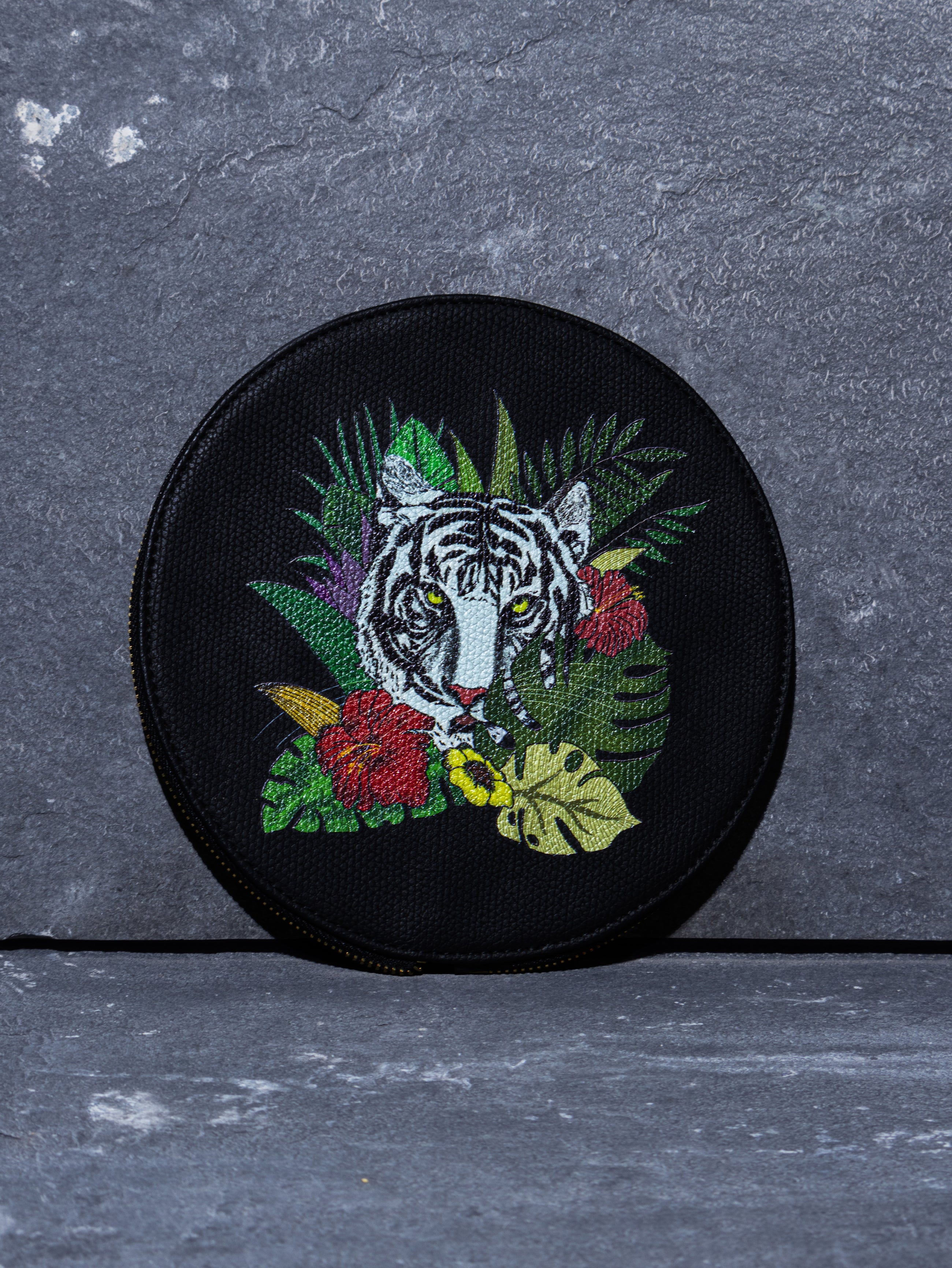 ANIMAL BUNDLE ROUND BAG