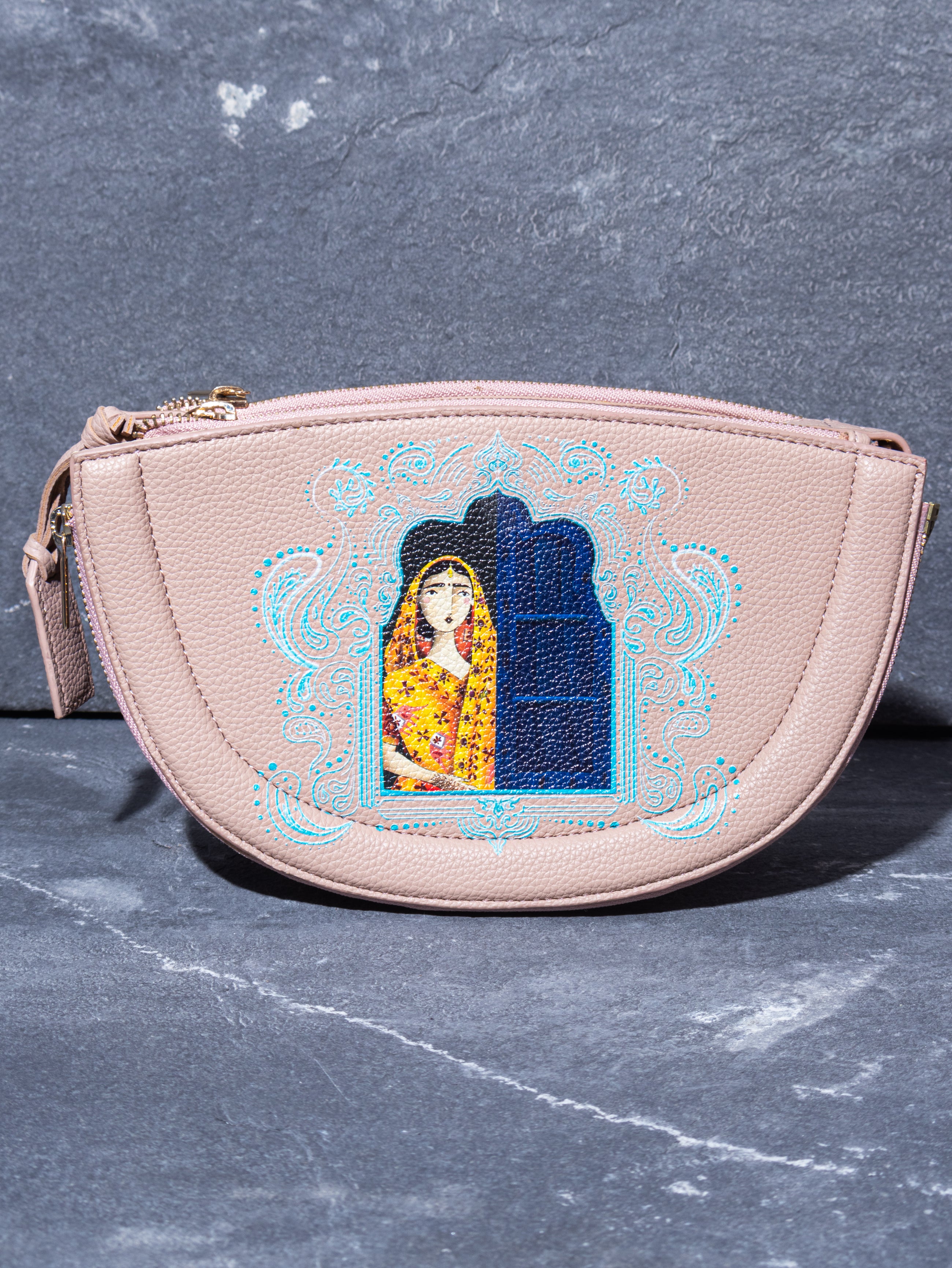 ABSTRACT BUNDLE HALF MOON BAG