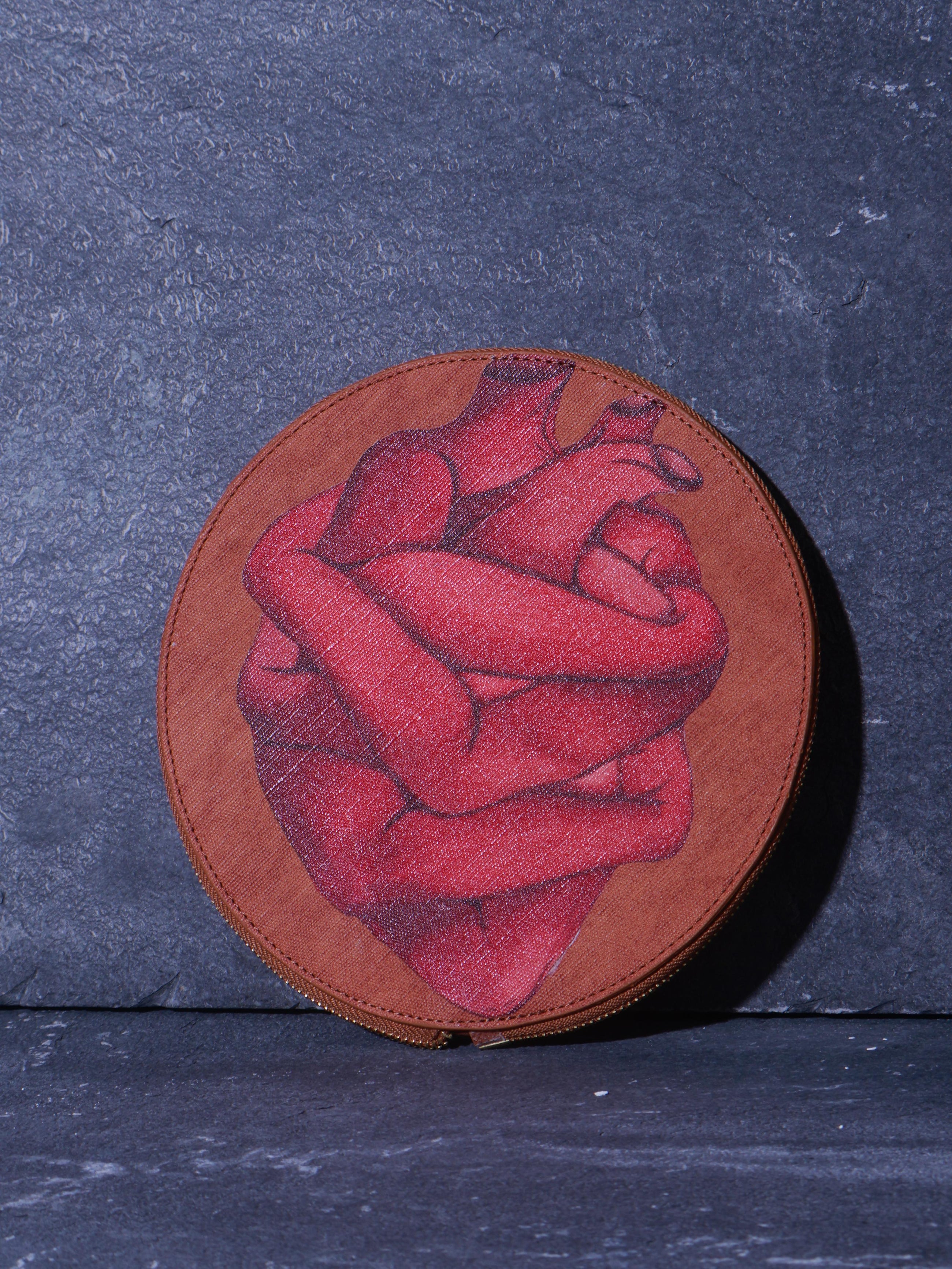 ABSTRACT BUNDLE ROUND BAG