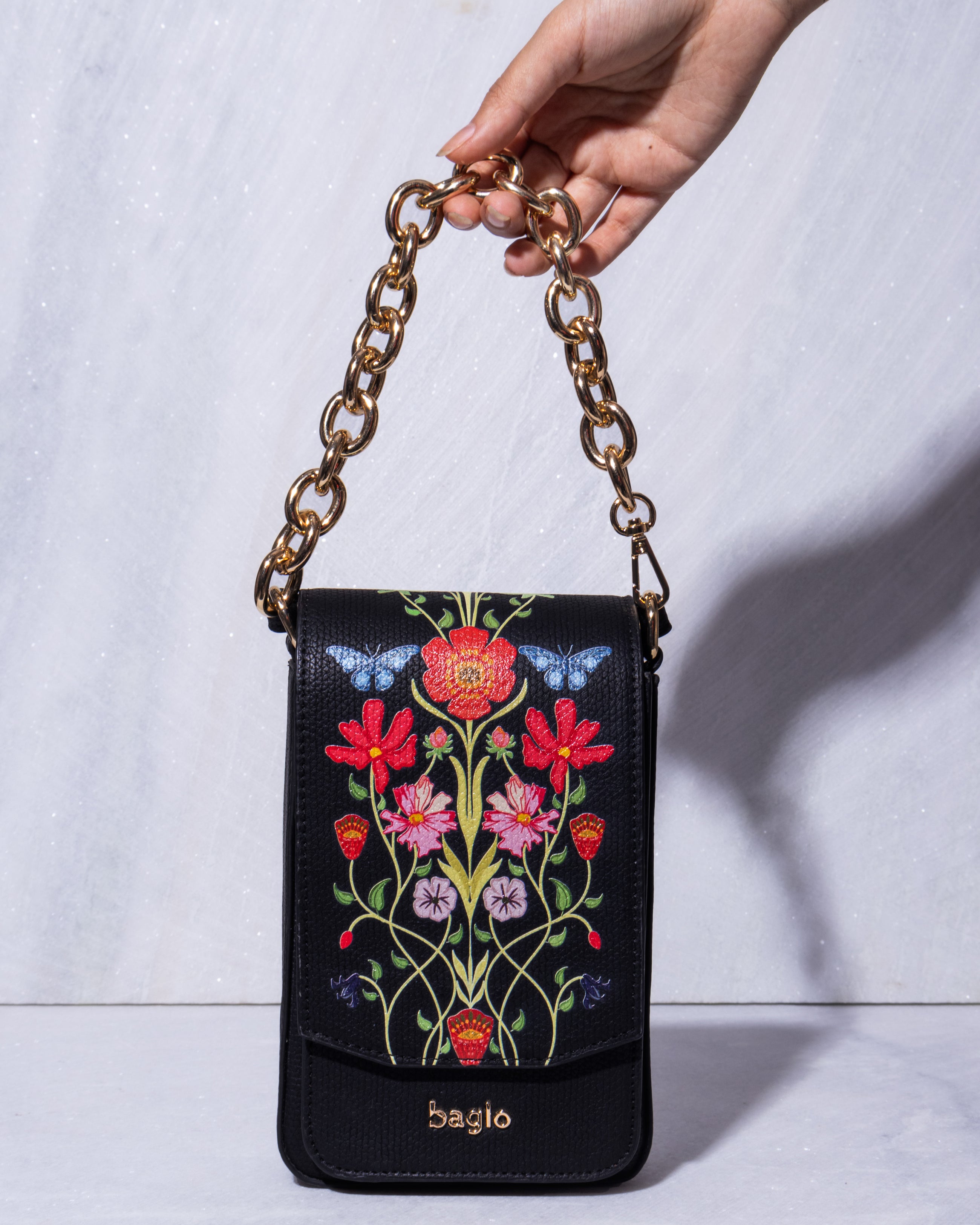 The Vasanta Telephone Sling Bag