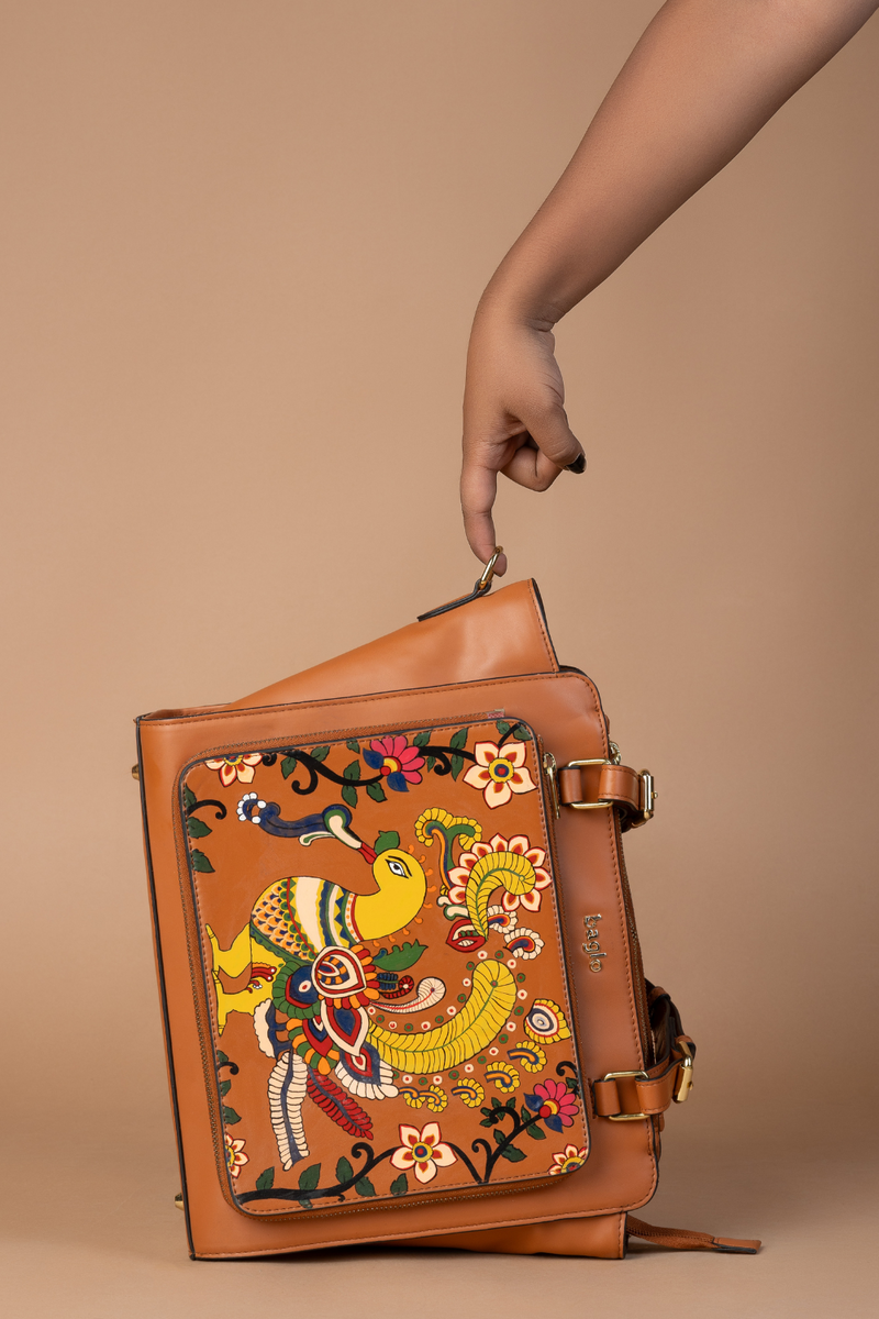 कला Tan (Kalamkari Peacock) Everyday Essential Shoulder Bag
