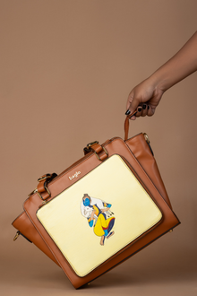 कला Tan (Contemporary Natwar) Everyday Essential Shoulder Bag