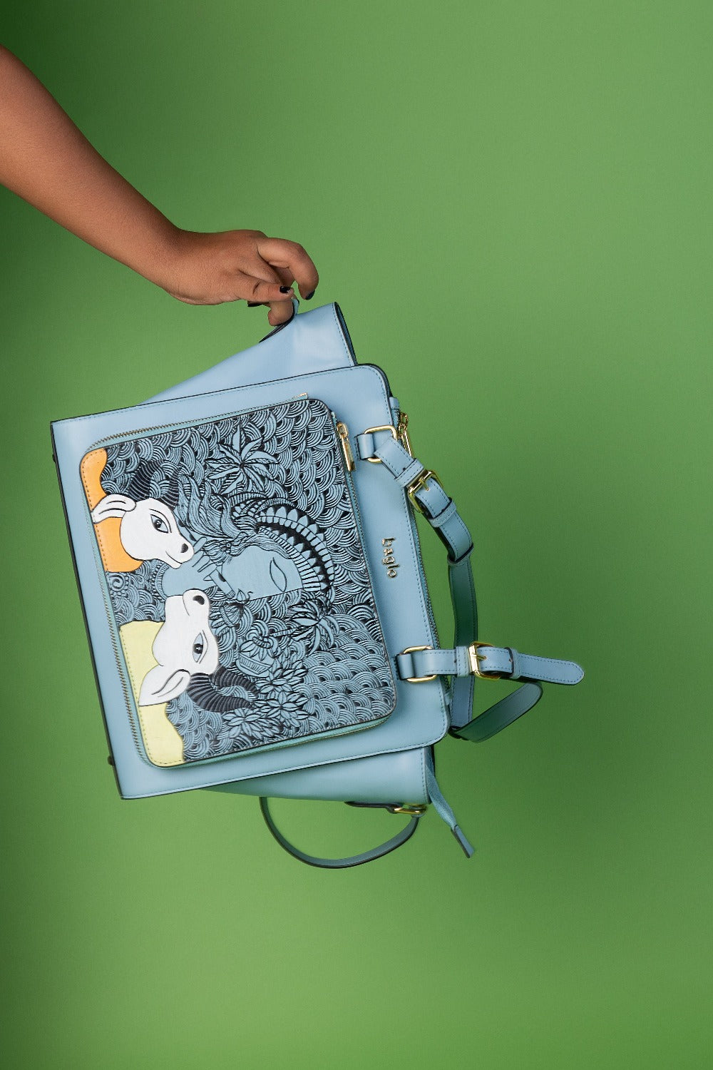 कला Powder Blue (Contemporary Calves) Everyday Essential Shoulder Bag