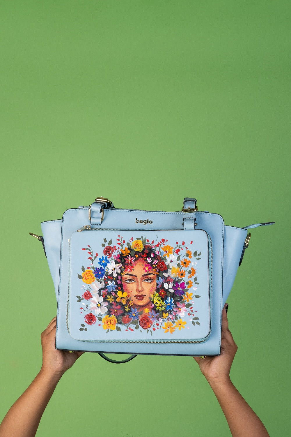 कला Powder Blue (Contemporary Blossom) Everyday Essential Shoulder Bag