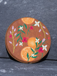 ABSTRACT BUNDLE ROUND BAG