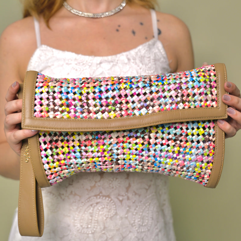 BUNASAA Hand-Woven Clutch Bag - Beige