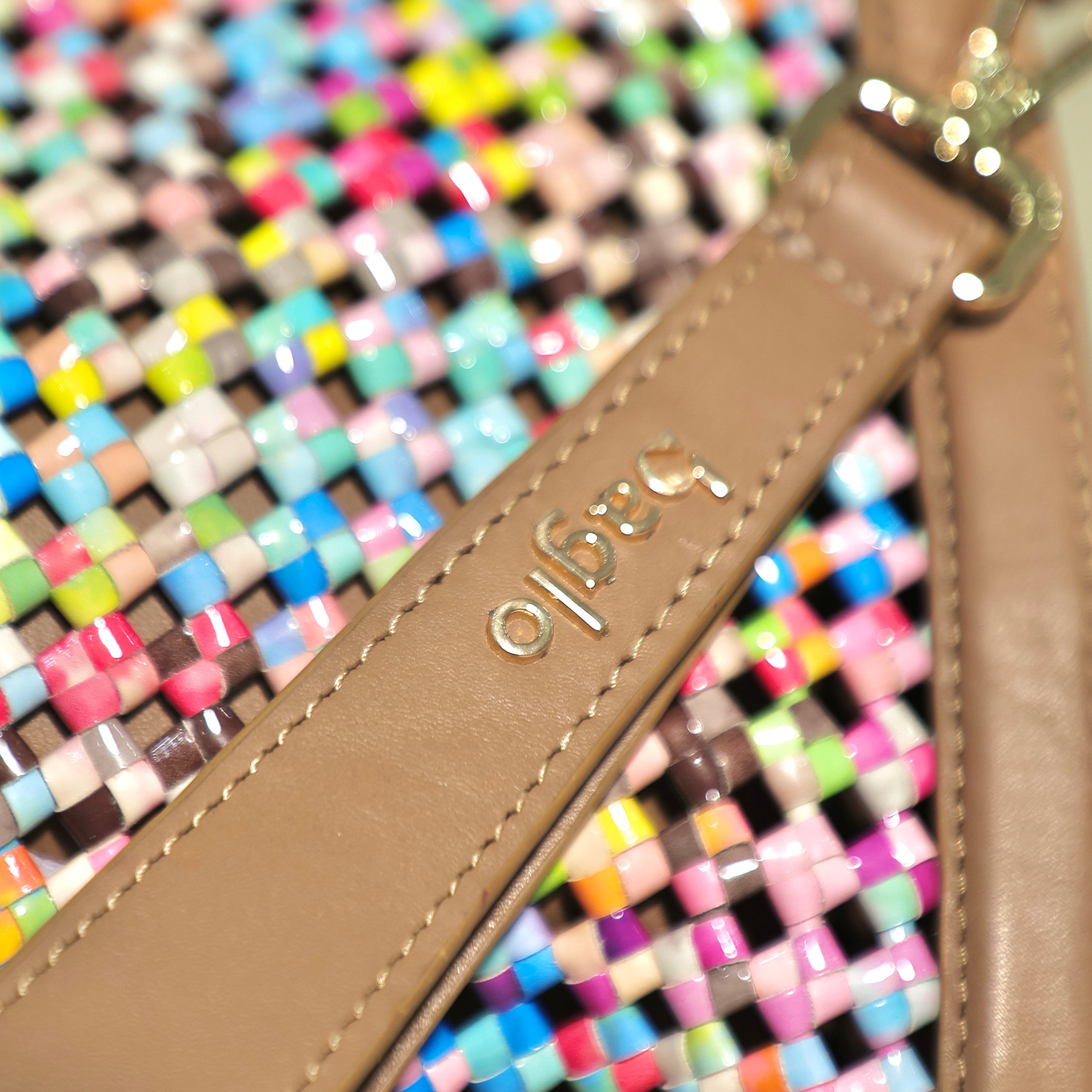 BUNASAA Hand-Woven Clutch Bag - Beige