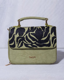 ABSTRACT BUNDLE BOX BAG